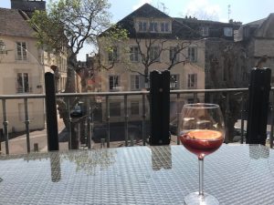 De l'apéritif au digestif. La Médicis séduira vos papilles.